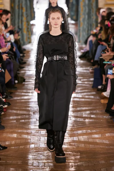 Look 35